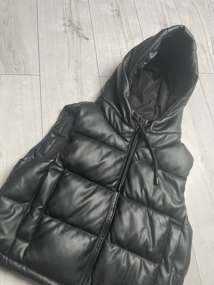 Kamizelka z kapturem S pull & bear