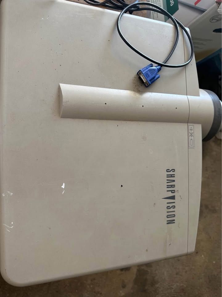 Projetor Sharpvision antigo