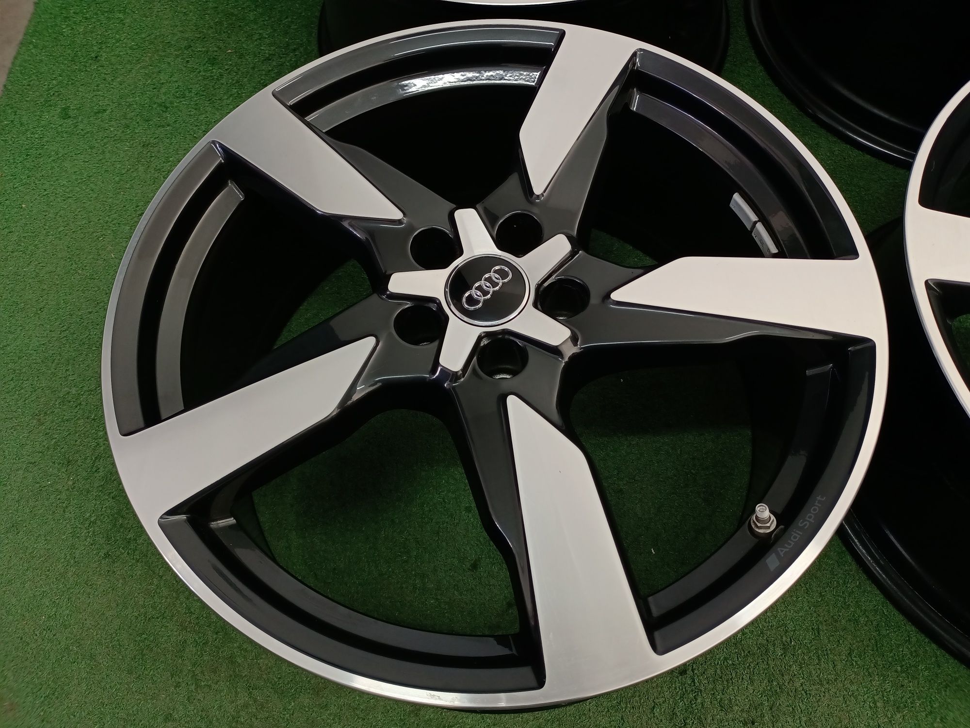 20" felgi 5x112 et43 Oryginalne Audi RS6 A4 A6 C8 C7 A8 Q3 Q5 Wysyłka