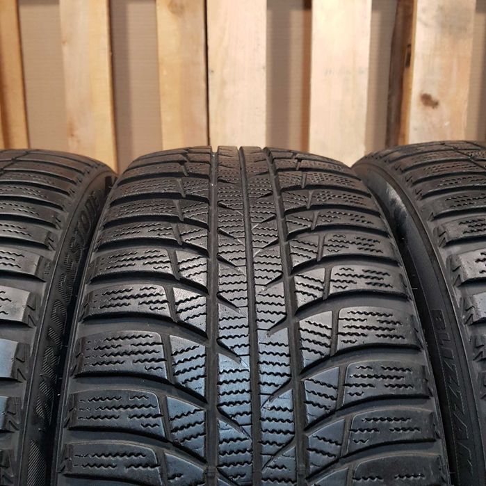 Bridgestone Blizzak LM001 225/45/18 6.5-5.5мм Шини Зимові 4шт з Європи