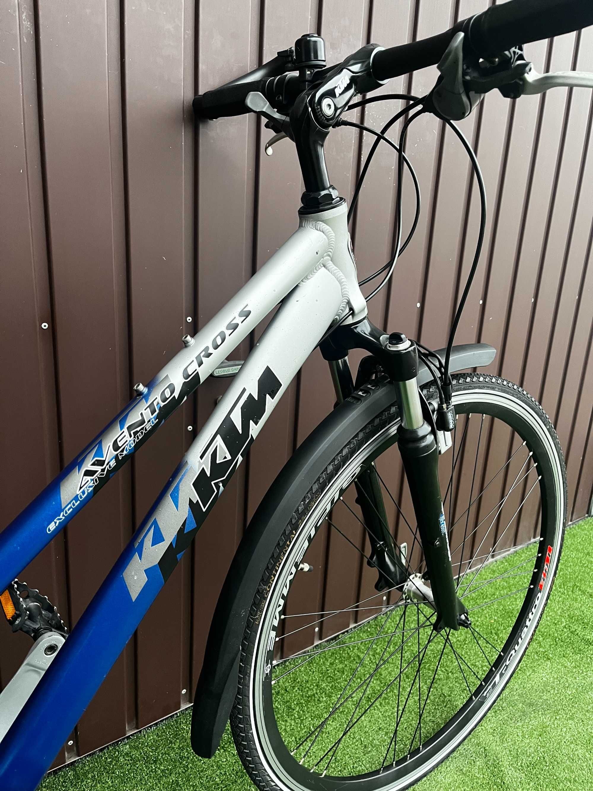 Rower KTM AVENTO CROSS/alu./amor.-blokada/Shimano DEORE LX/koła 28"