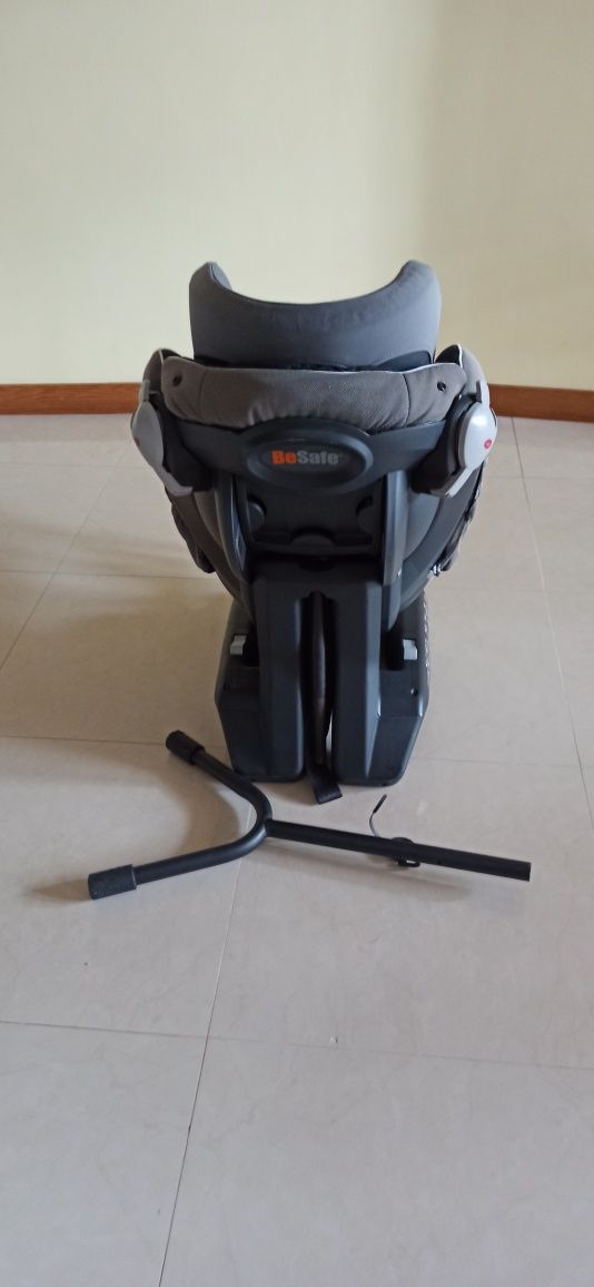 Cadeira Auto BeSafe iZi Combi X3 ISOfix