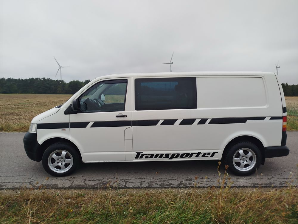 Volkswagen transporter T5.