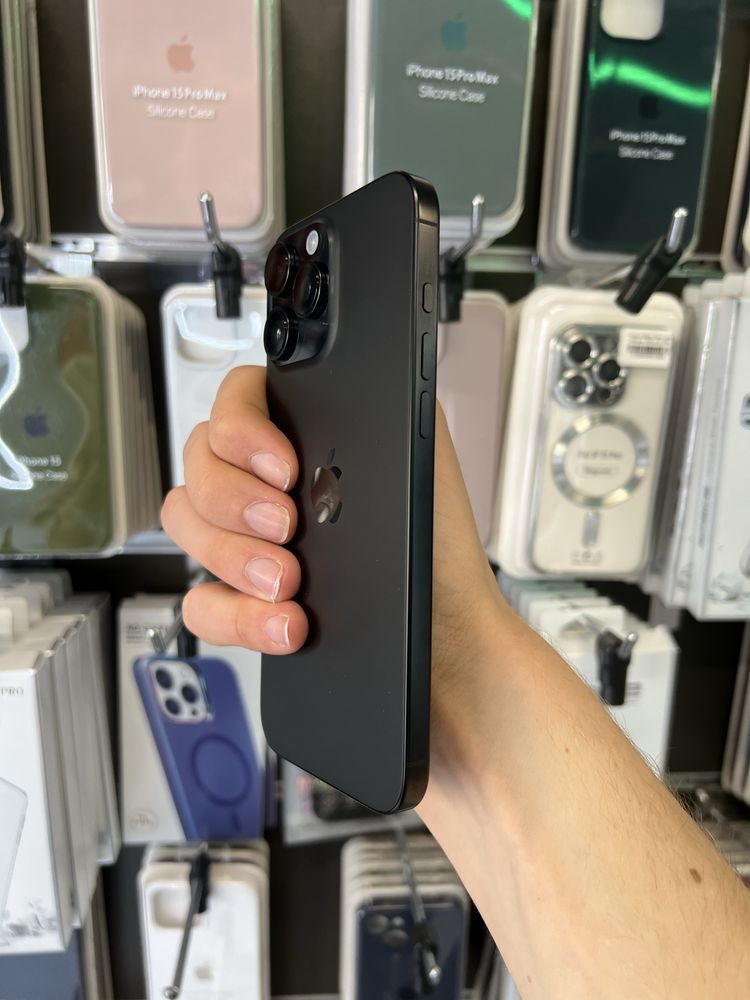 iPhone 16 Pro Max 256GB Blаck Titanium Unlock Від Магазину