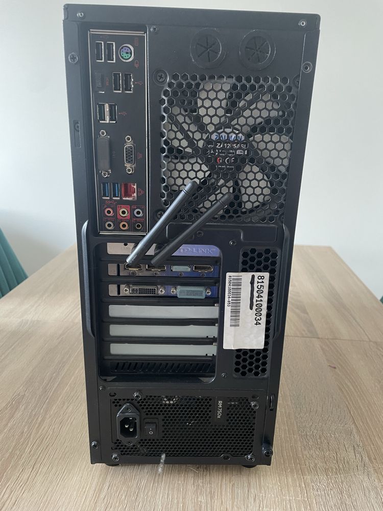 Komputer 4 x 3.2 GHZ, GTX 980Ti 6GB, 8GB RAM, SSD 256 GB + HDD 1 TB