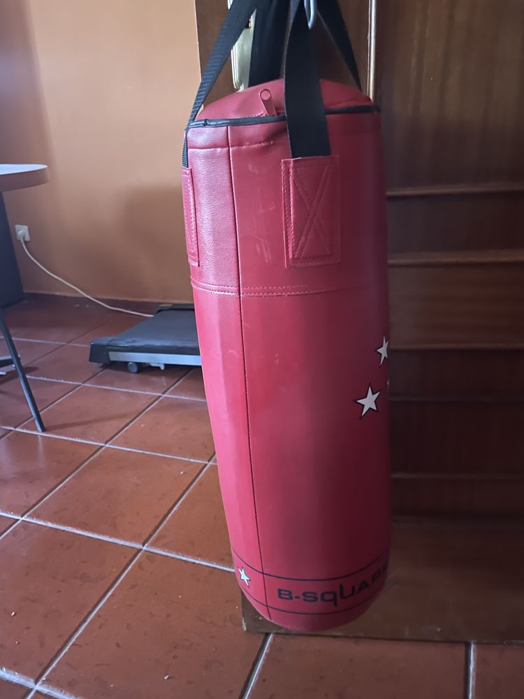 Saco de boxe como novo