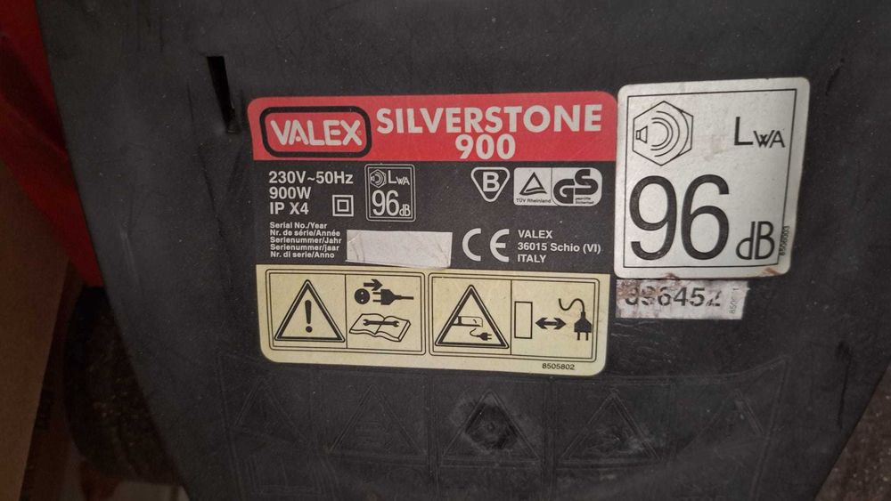 maquina de cortar relva VALLEX SILVERSTONE 900