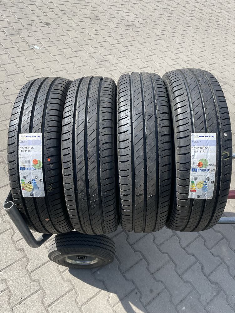 4xMichelin Agilis 3 205/75R16C 2025Rok