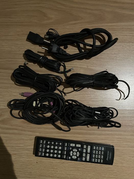 Sistema de som Harman Kardon HKTS11 + Amplificador pioneer vsx-819h-k