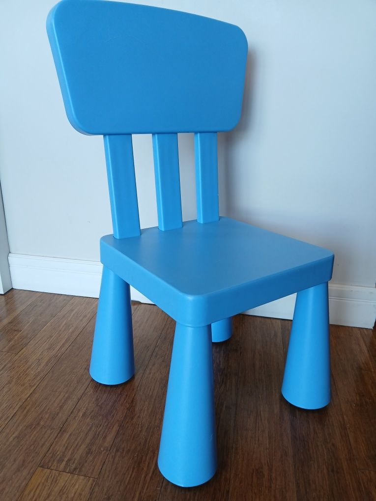 Krzeselko dziecięce ikea mamut