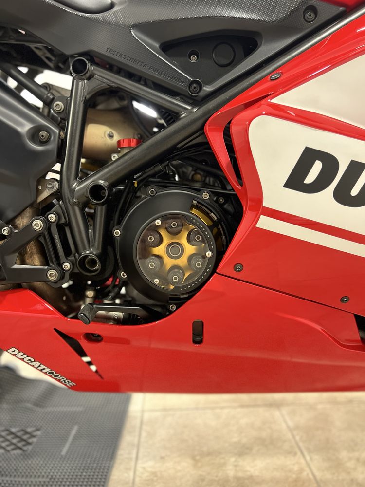 Ducati 1198.