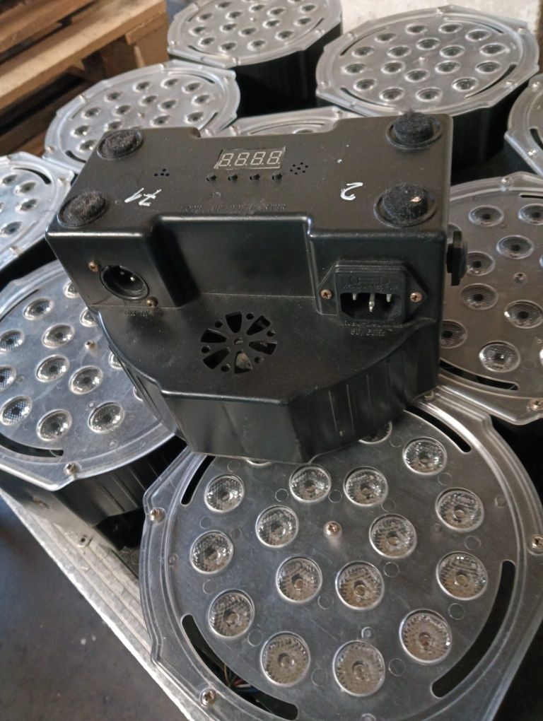 LED Par 18x3w RGB
