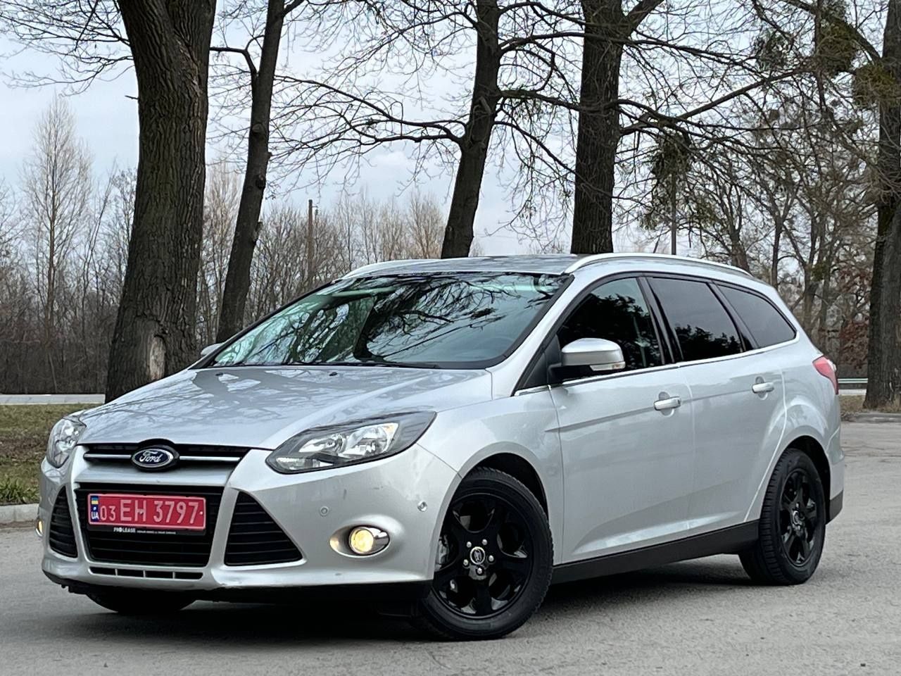 Продам свіжо пригнаний автомобіль Ford Focus 2013-го р з Нідерландів.