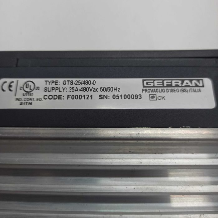 Przekaźnik półprzewodnikowy Montaż na panelu 25 A Gefran 530 V AC SCR