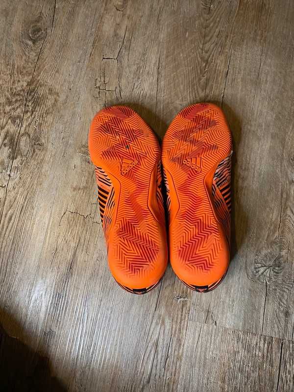 Pomarańczowe buty halówki Adidas Nemeziz Tango 17.3 rozmiar 41 1/3