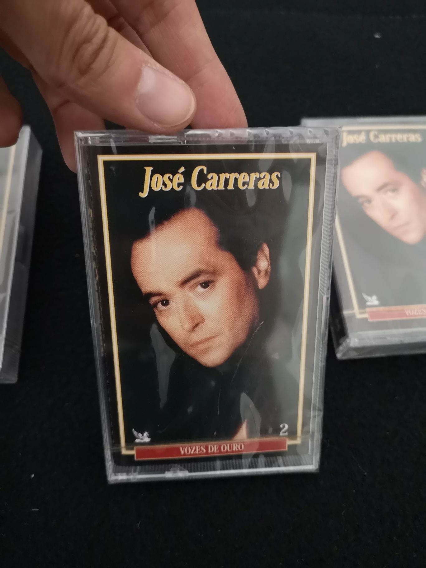 Coleção Vozes de Ouro
José Carreras (3 cassetes novas e embaladas)