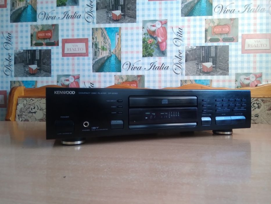 Стильный японский CD-проигрыватель Kenwood DP-2050,АССОРТИМЕНТ!