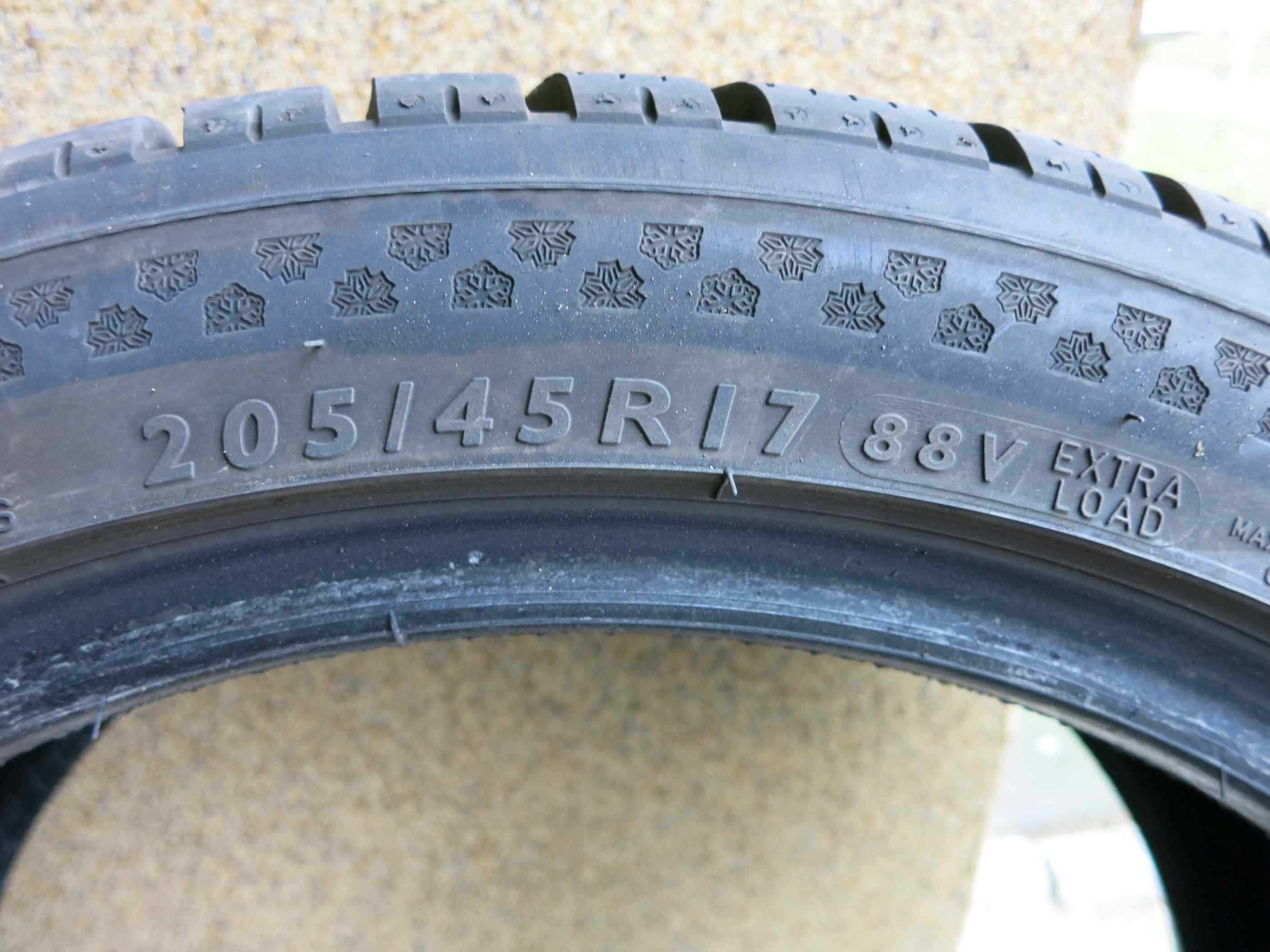 Zimowe DUNLOPY 205/45 R17 88V, jak nowe 2022 zakup prod 9-2021