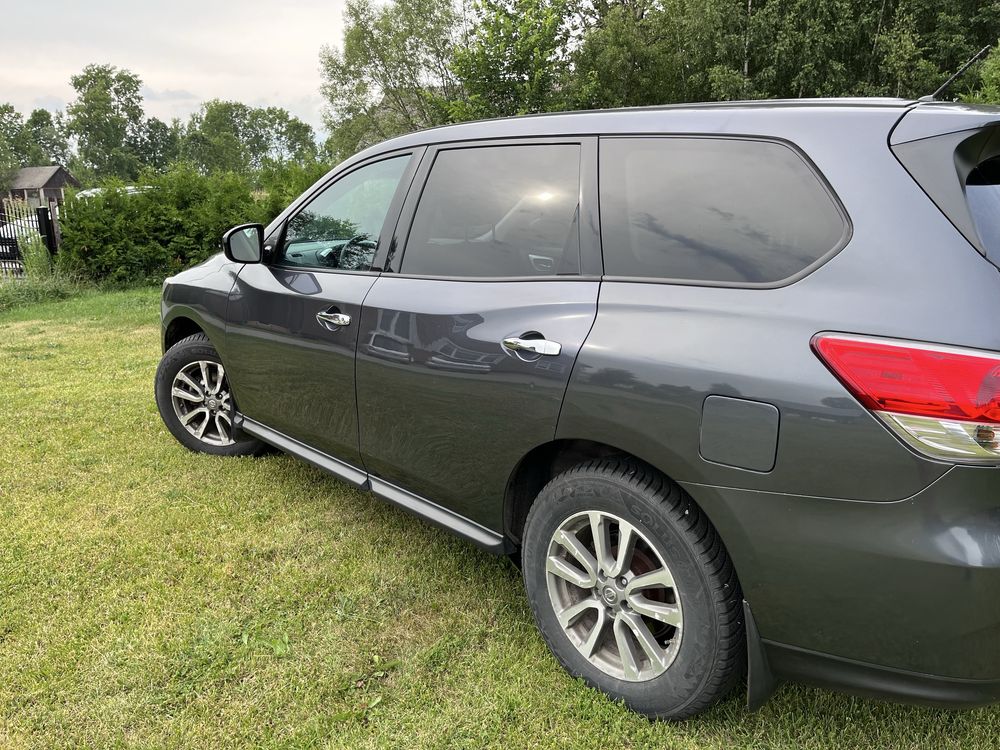 Nissan Pathfinder V6 3.5 249KM