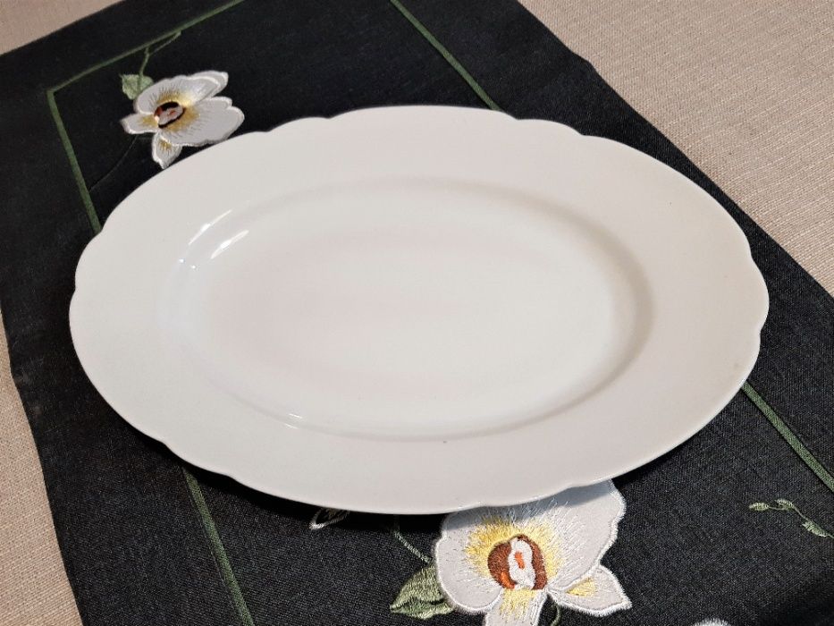 Duży półmisek biały owalny 33x22 cm Ćmielów z PRL