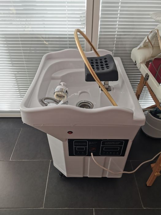 Head Spa praticamente novo