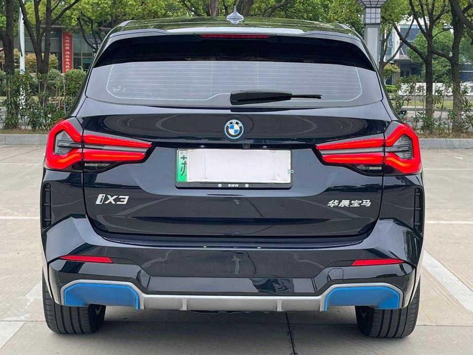 Продам BMW IX3 не битий!!