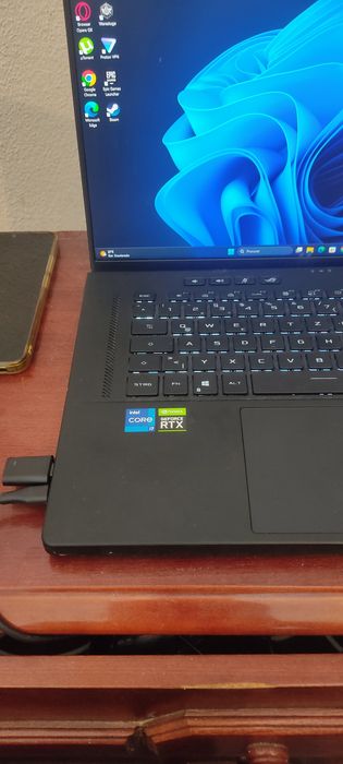 ASUS rog zephyrus M16 11th geração