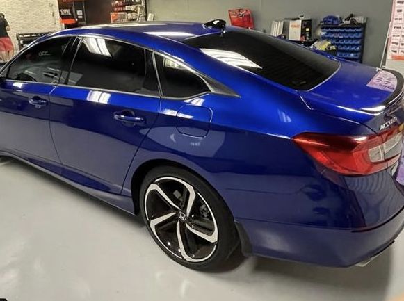 Тонировка авто стекол Растонировка окон автомобиля Затонировать стекло