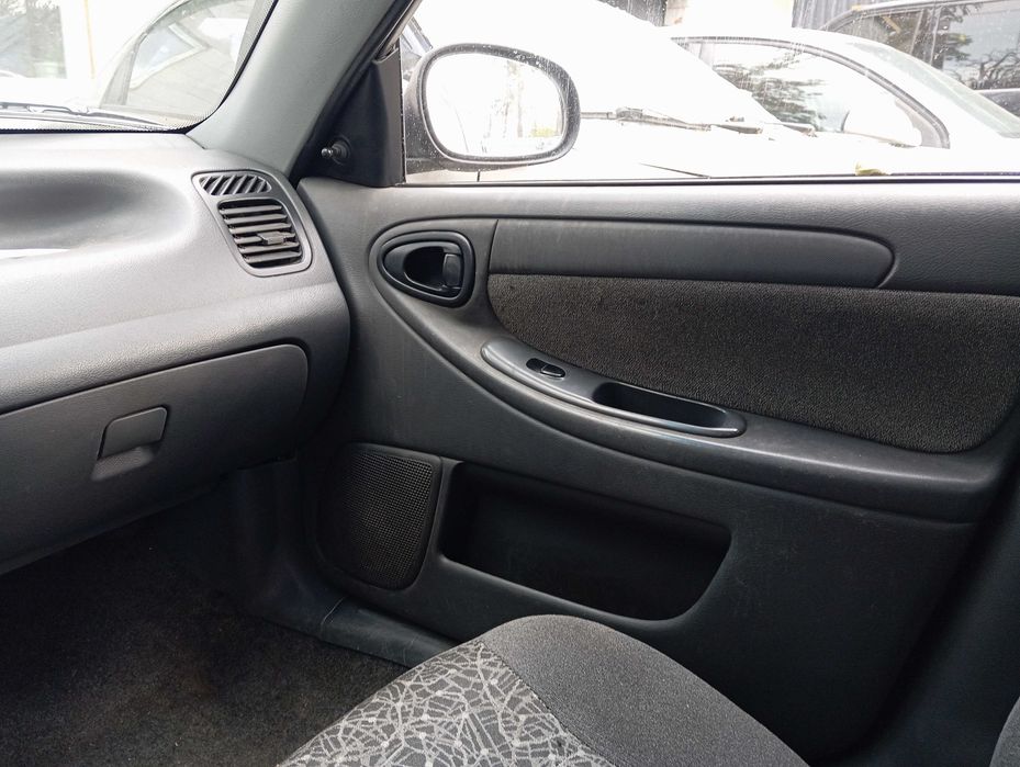 Продаю Ланос 2011