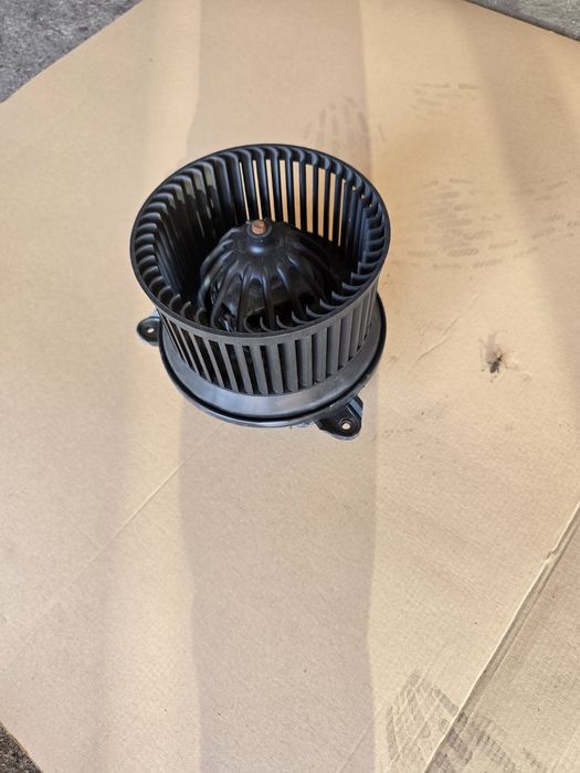 Renault trafic vivaro wentylator nadmuchu nagrzewnica wersja 01-14 rok