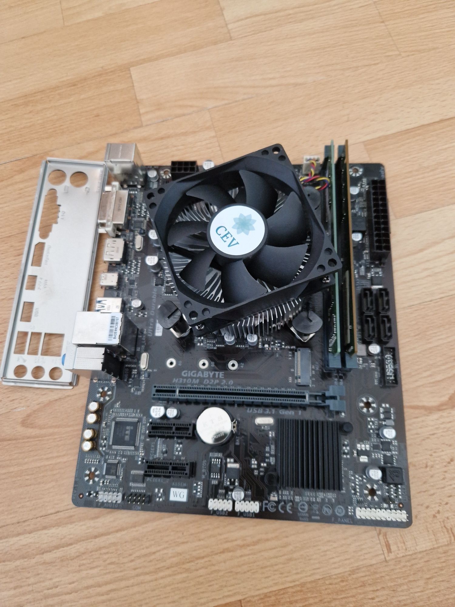 6ядер intel i5-8400 4.0ghz/8gb ddr4/Материнка (м.2ссд) Мощний комплект