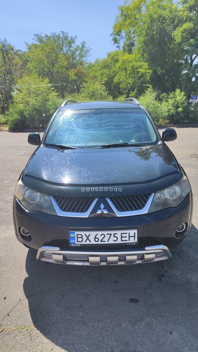 Продаю Mitsubishi outlender xl