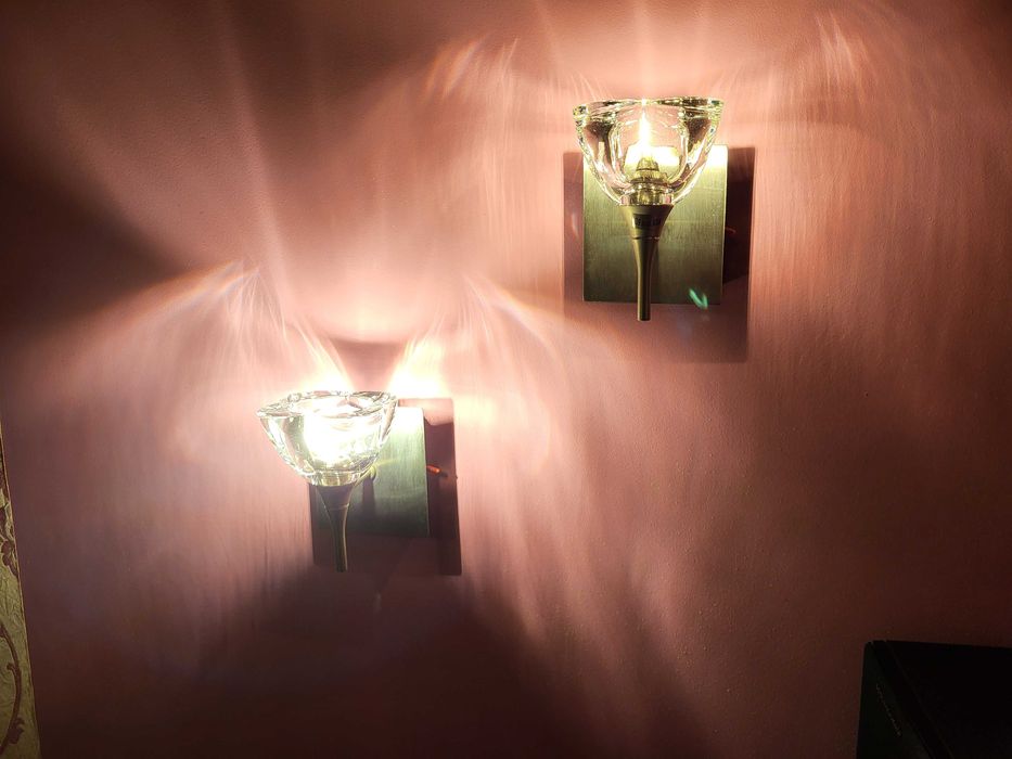 Elegancka lampa pokojowa z kinkietami