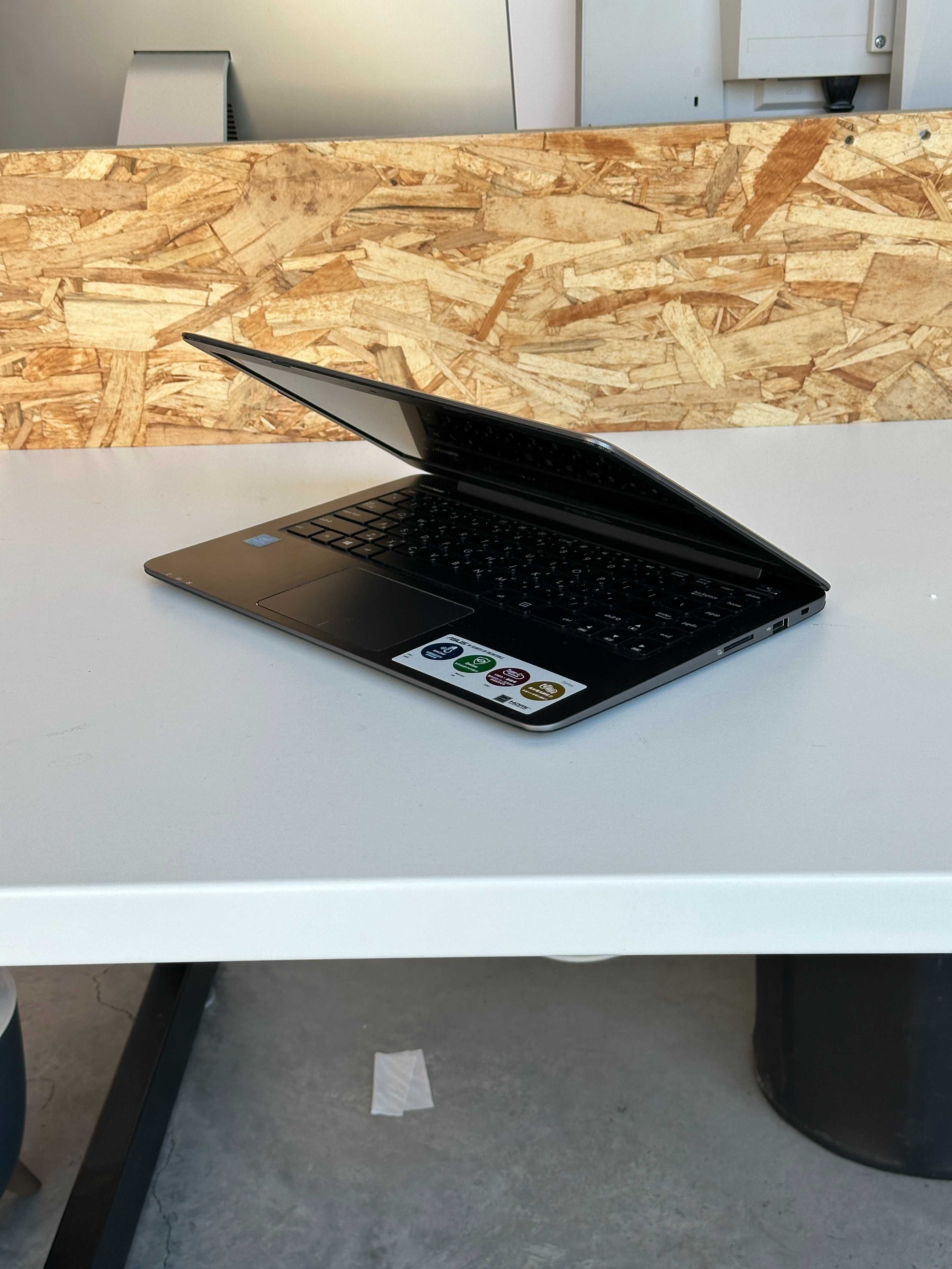 ASUS E403N Portátil