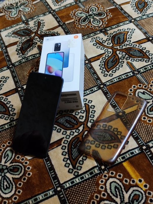 Xiaomi Redmi 10 .