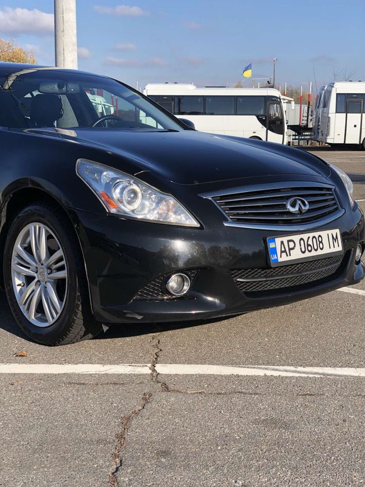 Infiniti g25 2011