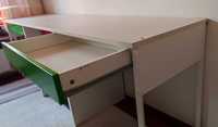 Duże podwójne biurko Ikea Micke biało zielone blat 210x53 cm bliźniaki