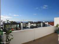 Apartamento T3 no 1º andar de Moradia com vista mar Sines