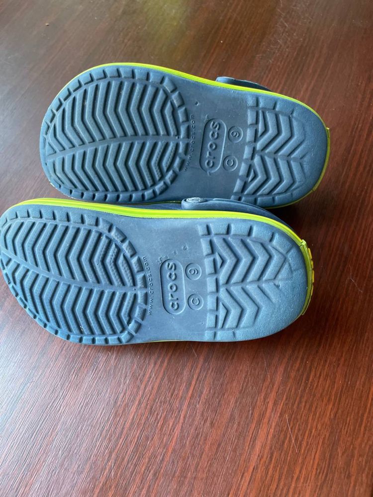 Продам оригінальні Crocs