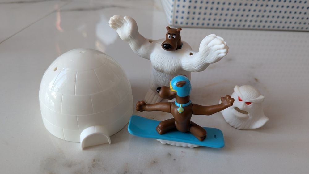 Figurki Scooby-Doo piraci i Yeti