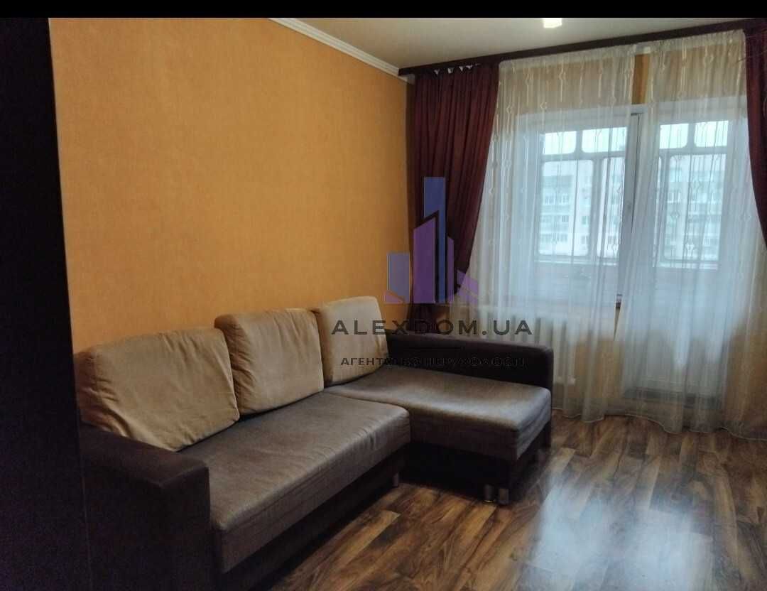 Продається 3к квартира 69м2, бульвар Незалежності буд. 15 .Бровари