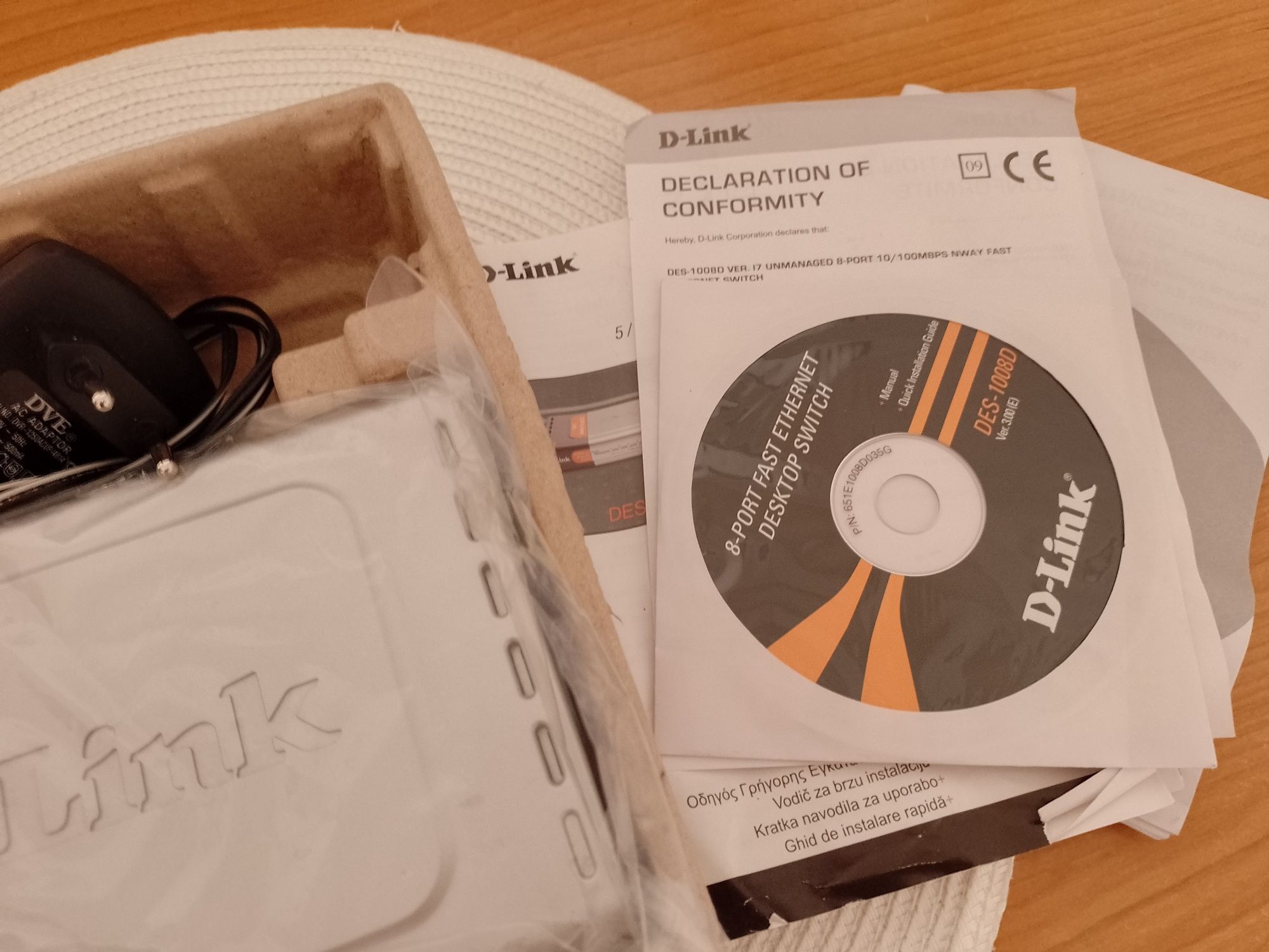 Sprzedam nowy router D - link Des - 1008D