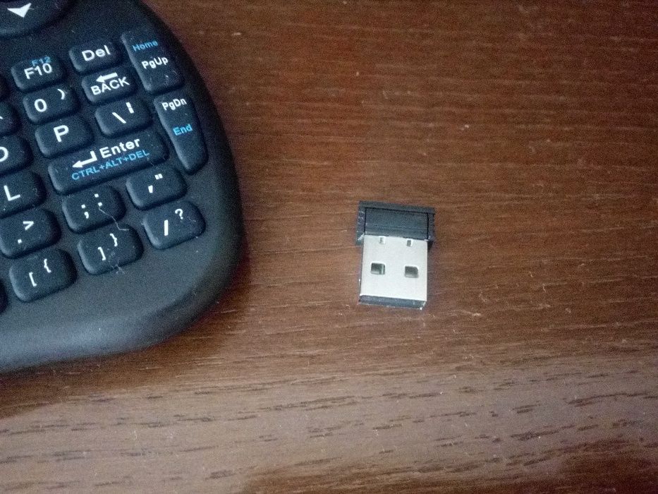 Teclado portátil touchpad Wifi PC tablet telemóvel Novo