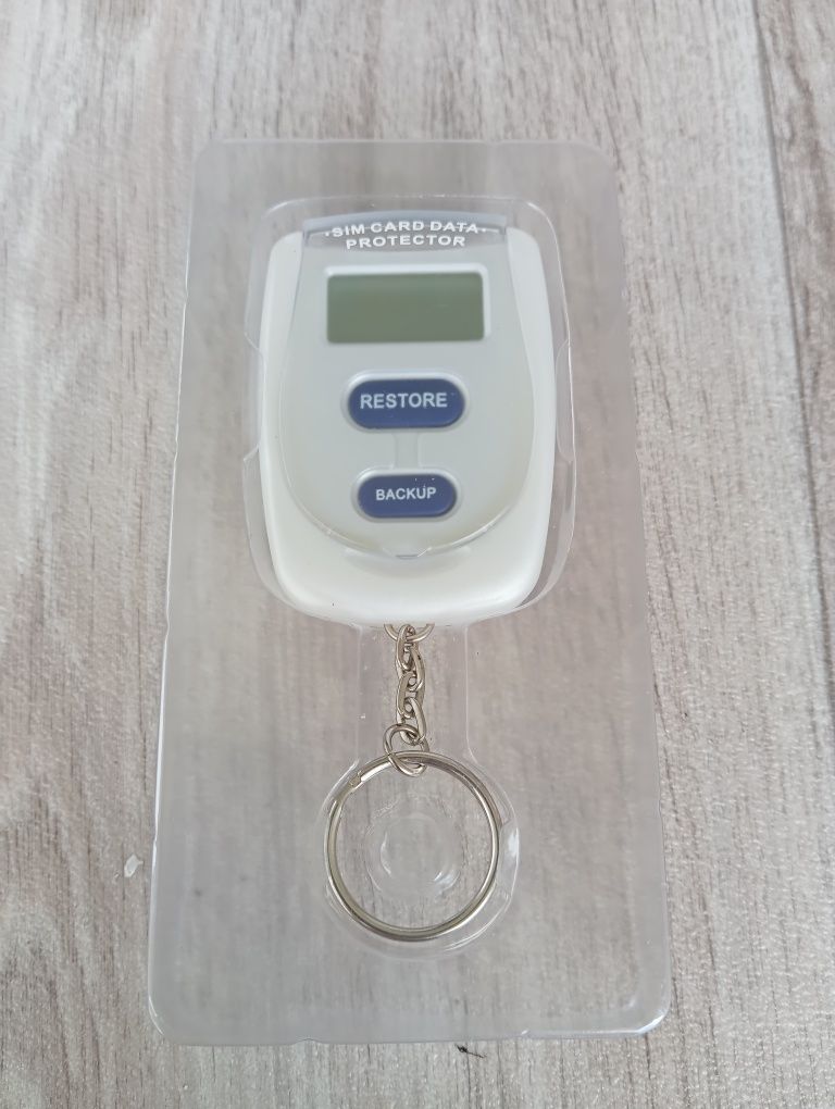Sim card data protector