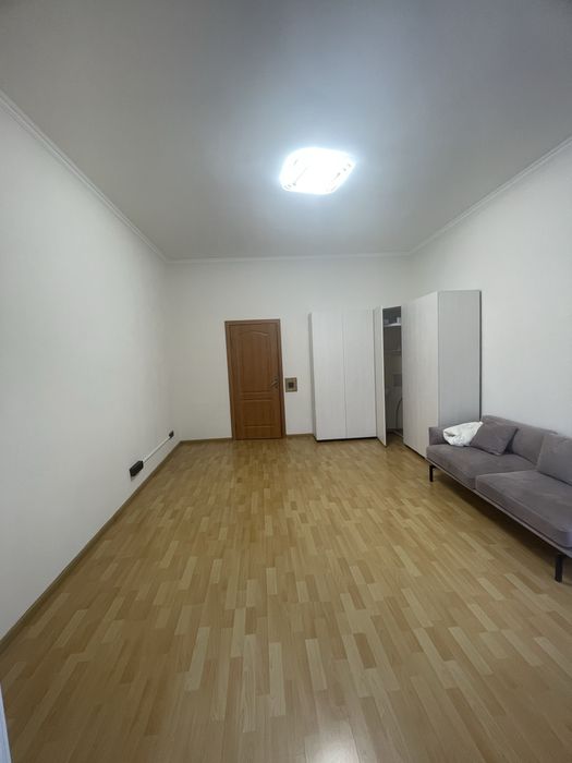 Сонячний простір! Центр, тепло + вода + балкон