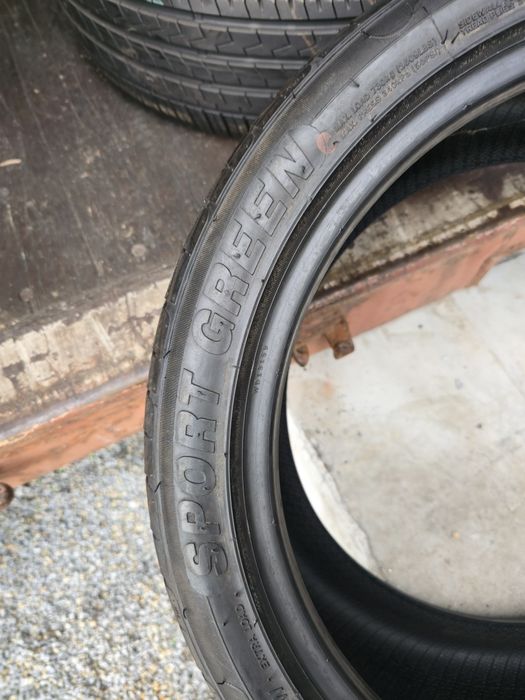 2 Pneus 245/40R18