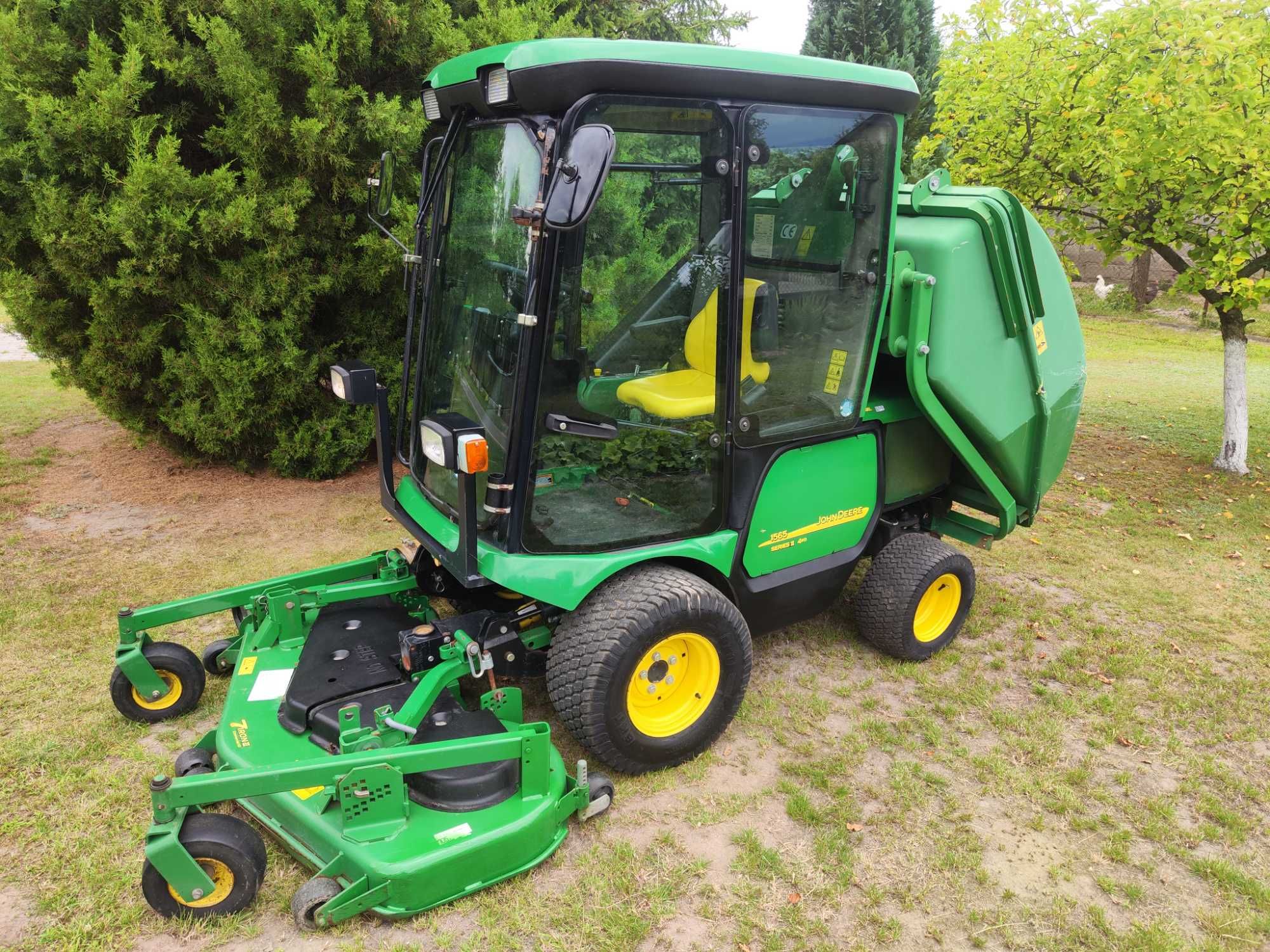 Kosiarka traktorek John Deere 1565 4x4 diesel górny wysyp
