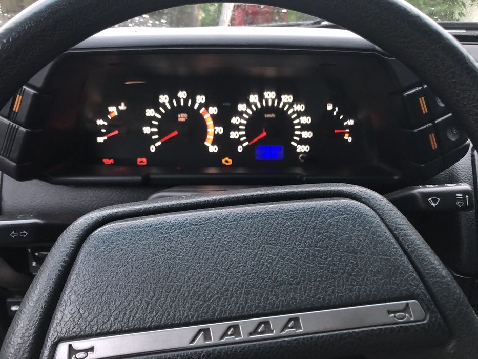 Щиток приборов ваз 2110 пересвеченый тюнинг VDO