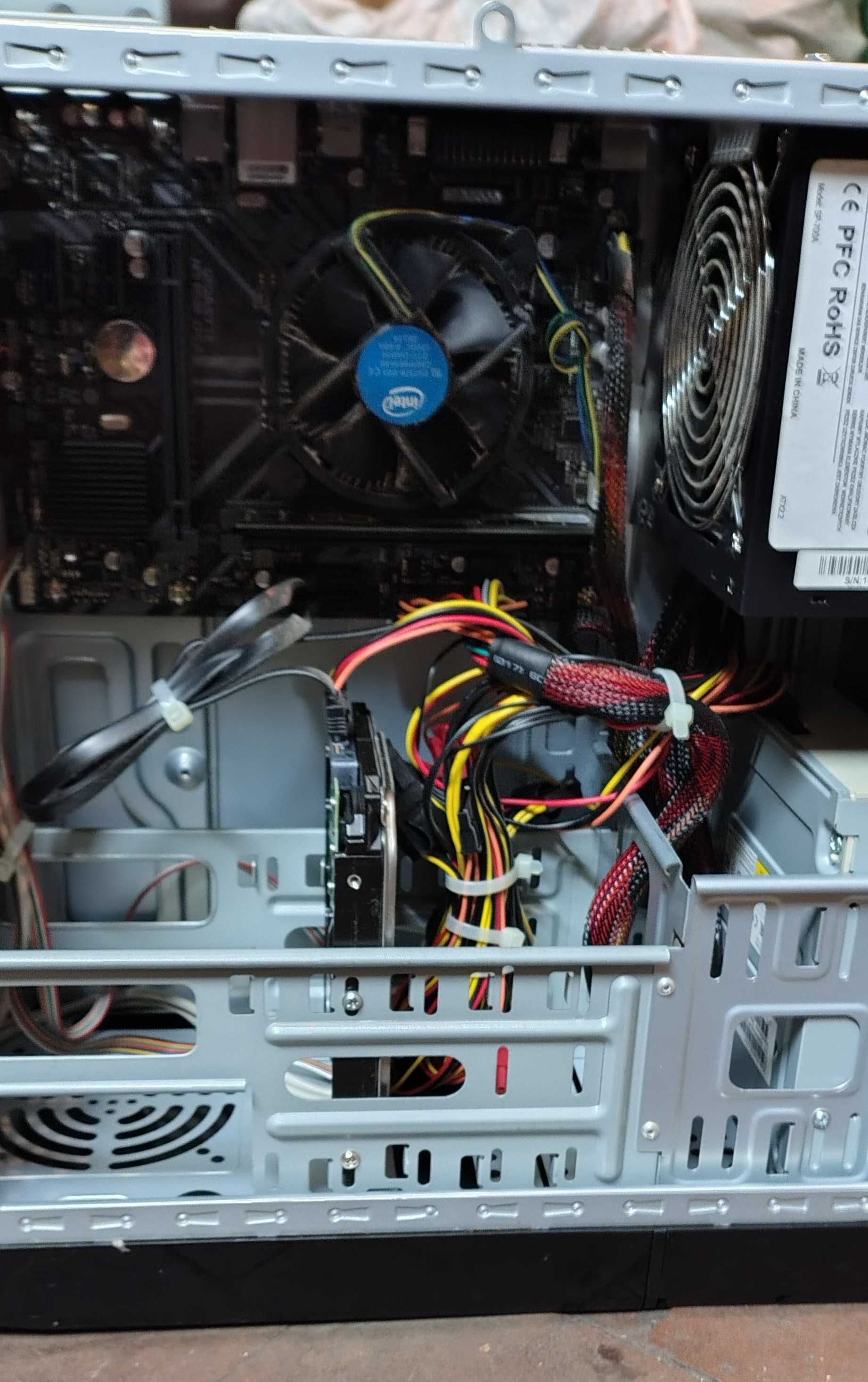 KOMPUTER i5 - 8400 / DDR 8GB + monitor LG