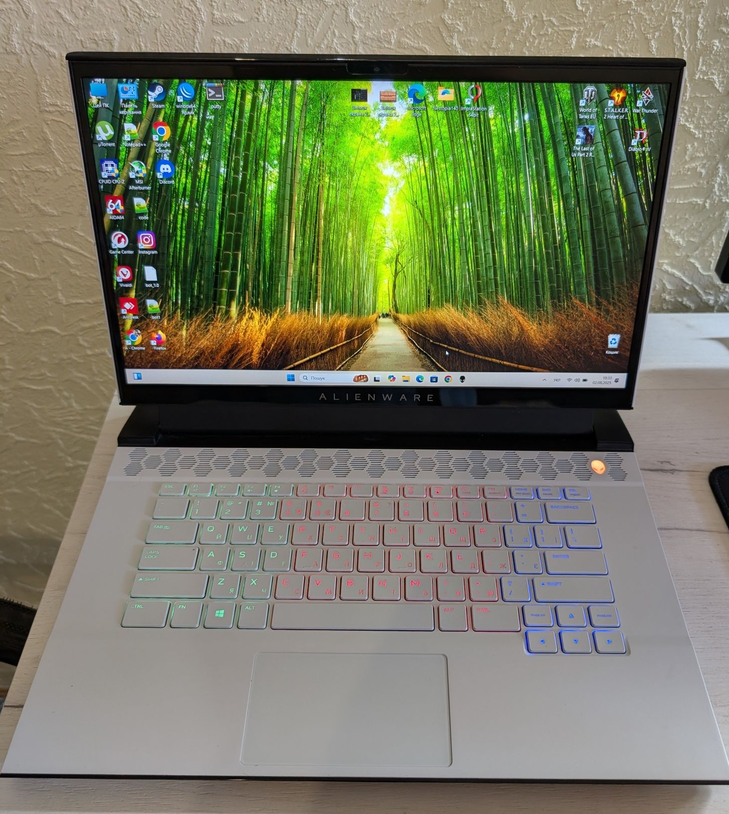 Dell Alienware m15 r3 i7 10875h 32gb ozu, ssd 512 Nvidia 2080 super
